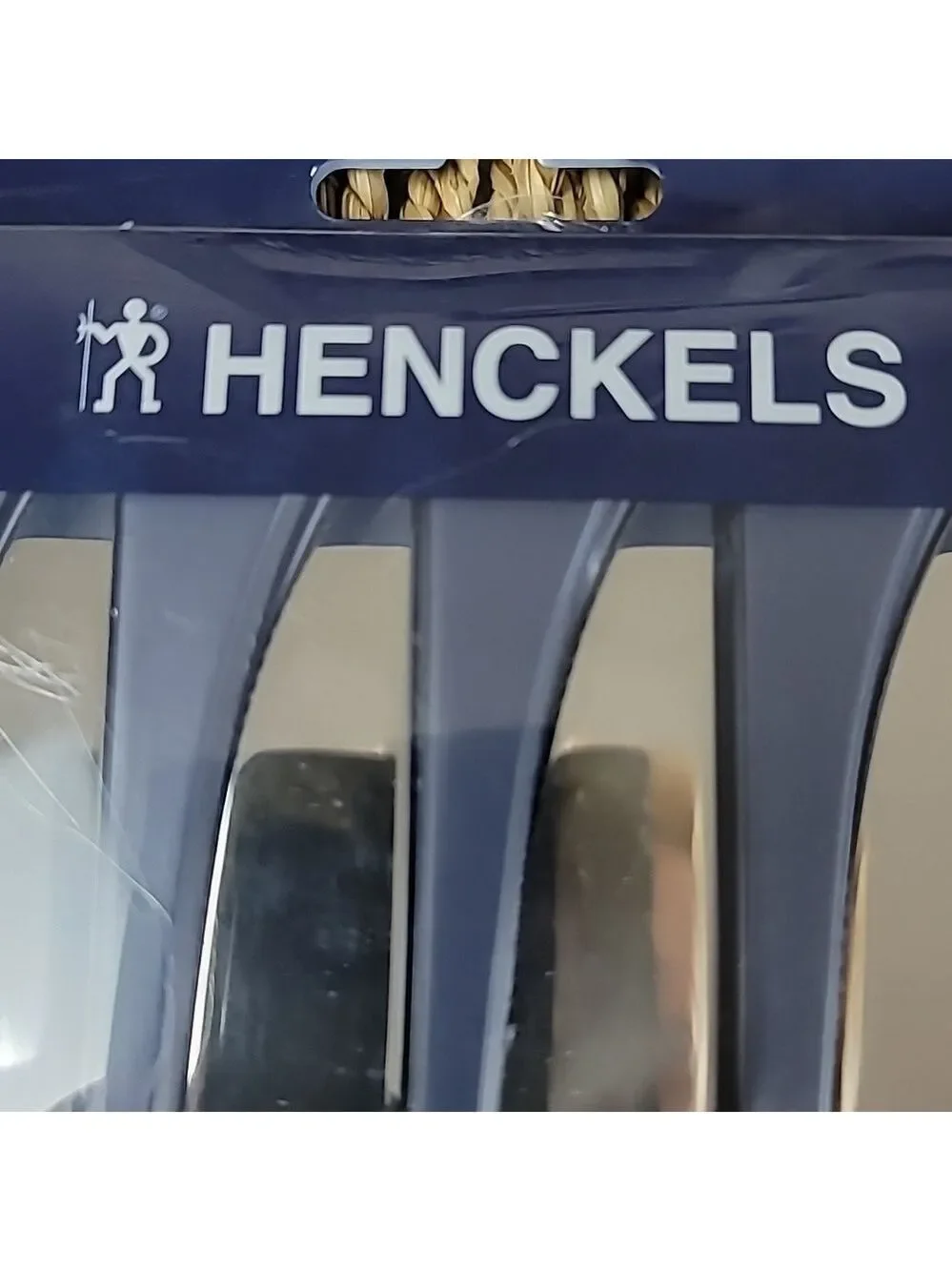 Henckels steak knife 4 piece set nwt new with tags